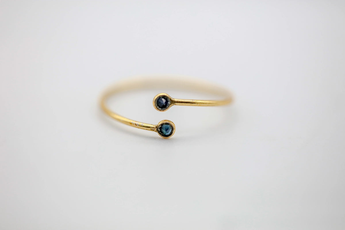 Black Spinel Infinity Ring – view 4