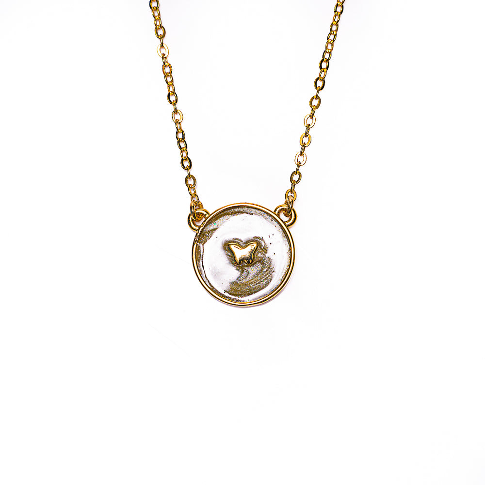 Butterfly Disc Necklace in 18k gold plated brass – view 2