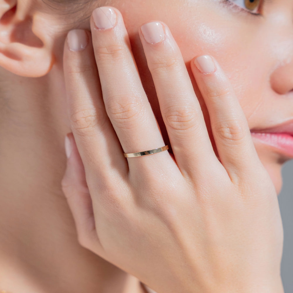 2.25 mm gold-filled stacking band detail