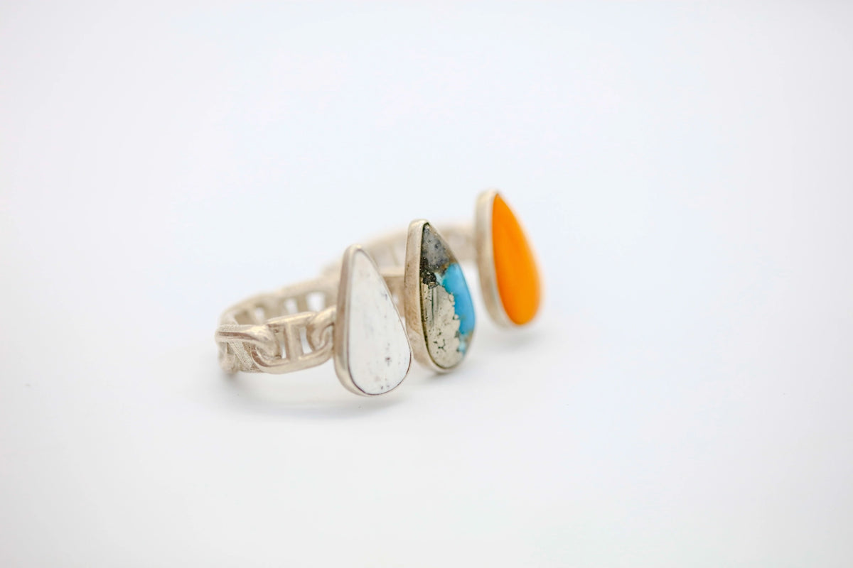White Buffalo, Persian Turquoise & Rosarita Two-Finger One of One Ring – view 6