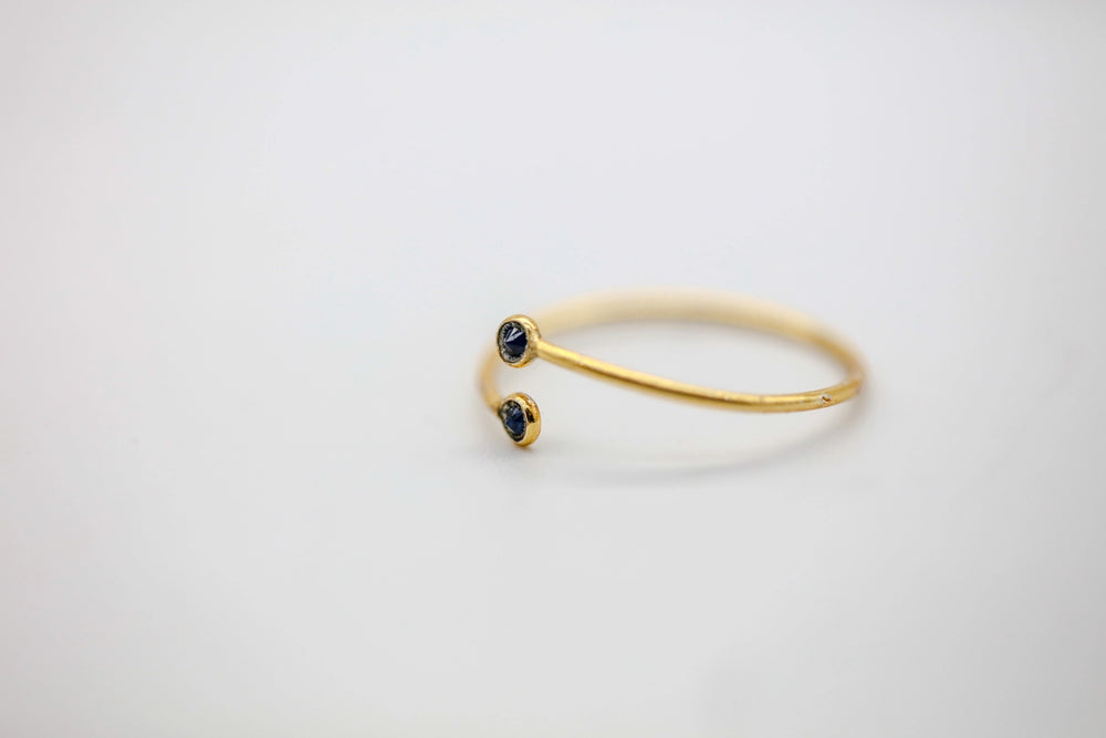 Black Spinel Infinity Ring – view 2