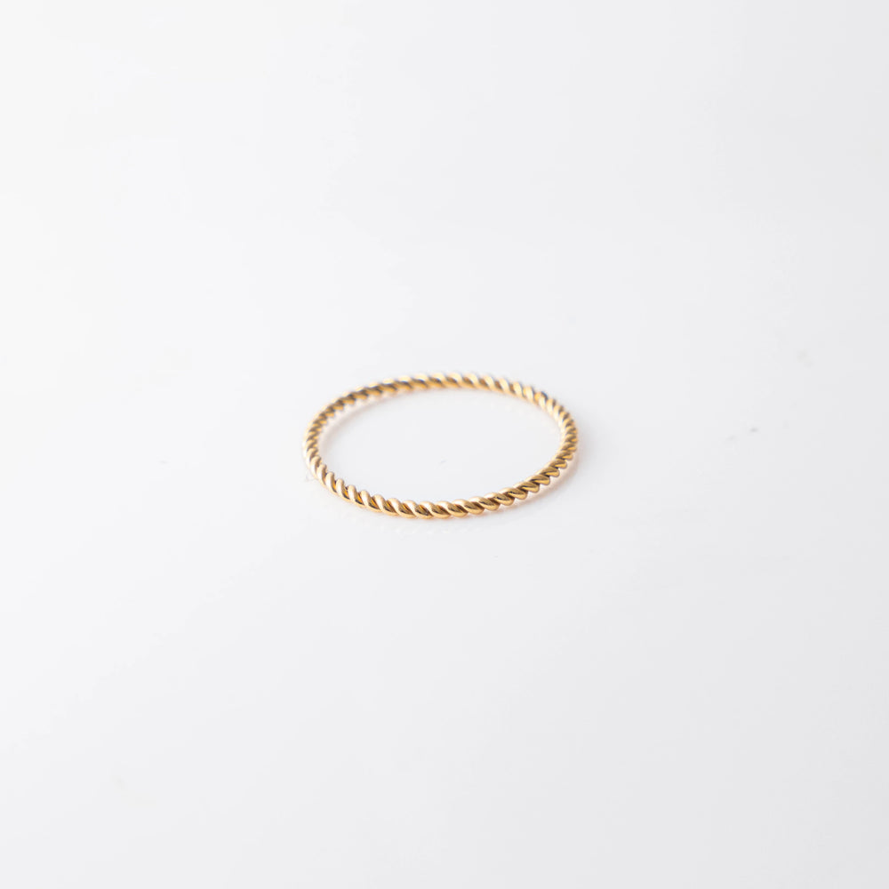 14K gold-filled twisted wire ring